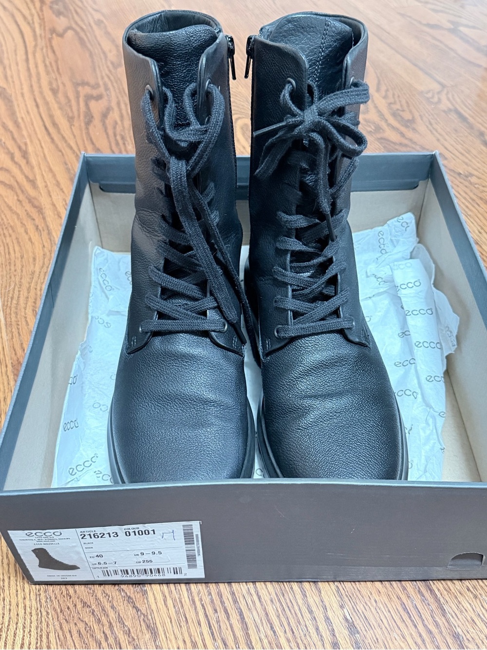 Ecco Black Leather Lace-Up Ankle Boots with Side Zip